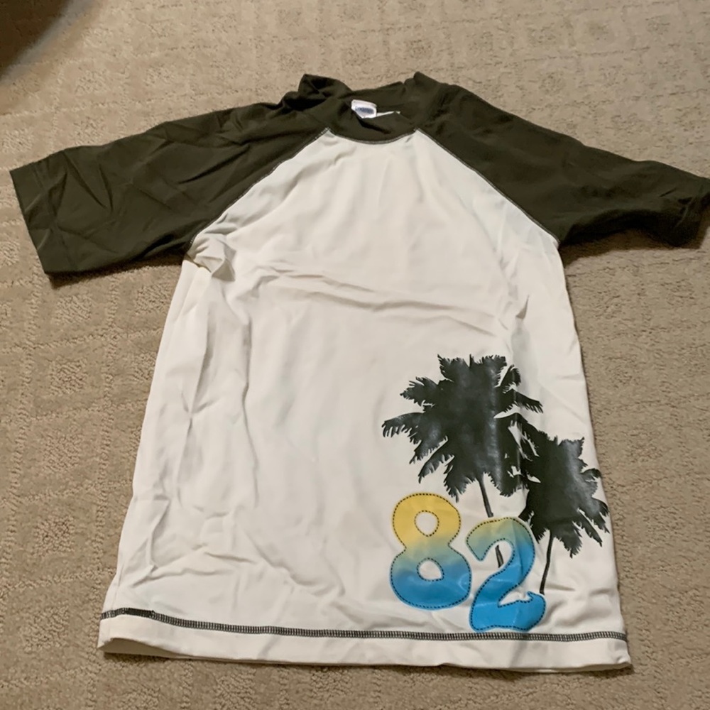 Gymboree- Rashguard, boys